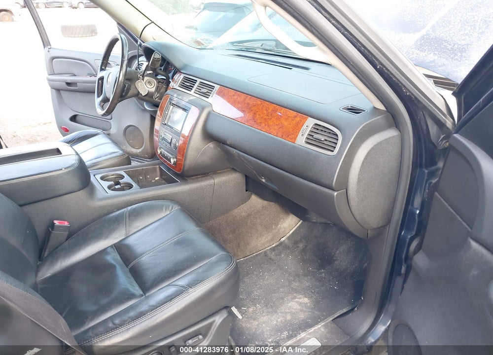 2009 CHEVROLET SUBURBAN 1500 LT2 VIN: 1GNFK26329J110922