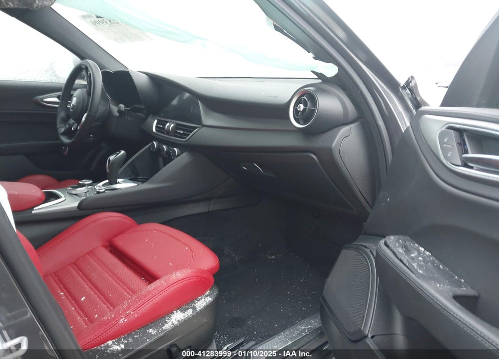 2024 ALFA ROMEO GIULIA VIN: ZARFANBN2R7680281