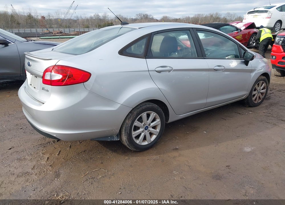 2013 FORD FIESTA SE VIN: 3FADP4BJ8DM193761