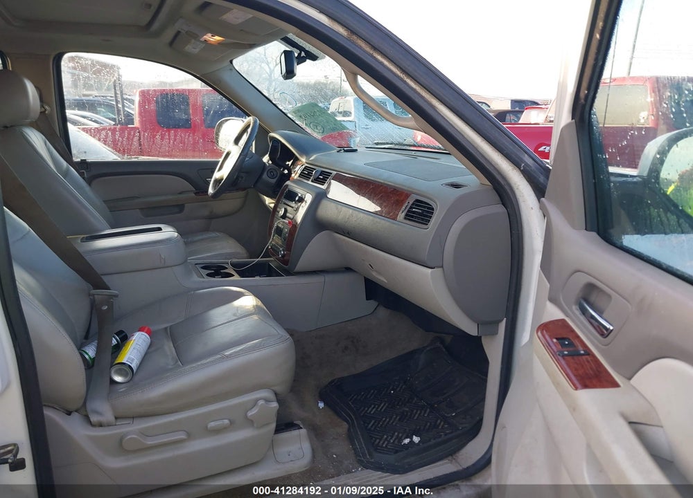 2011 CHEVROLET AVALANCHE 1500 LT1 VIN: 3GNTKFE38BG245390