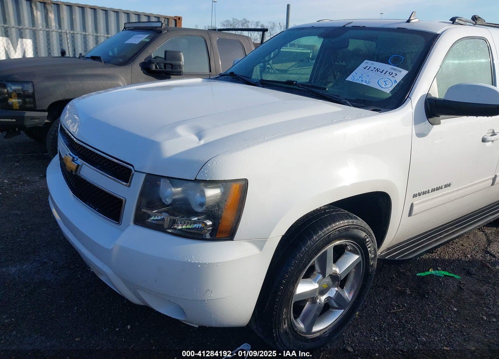 2011 CHEVROLET AVALANCHE 1500 LT1 VIN: 3GNTKFE38BG245390