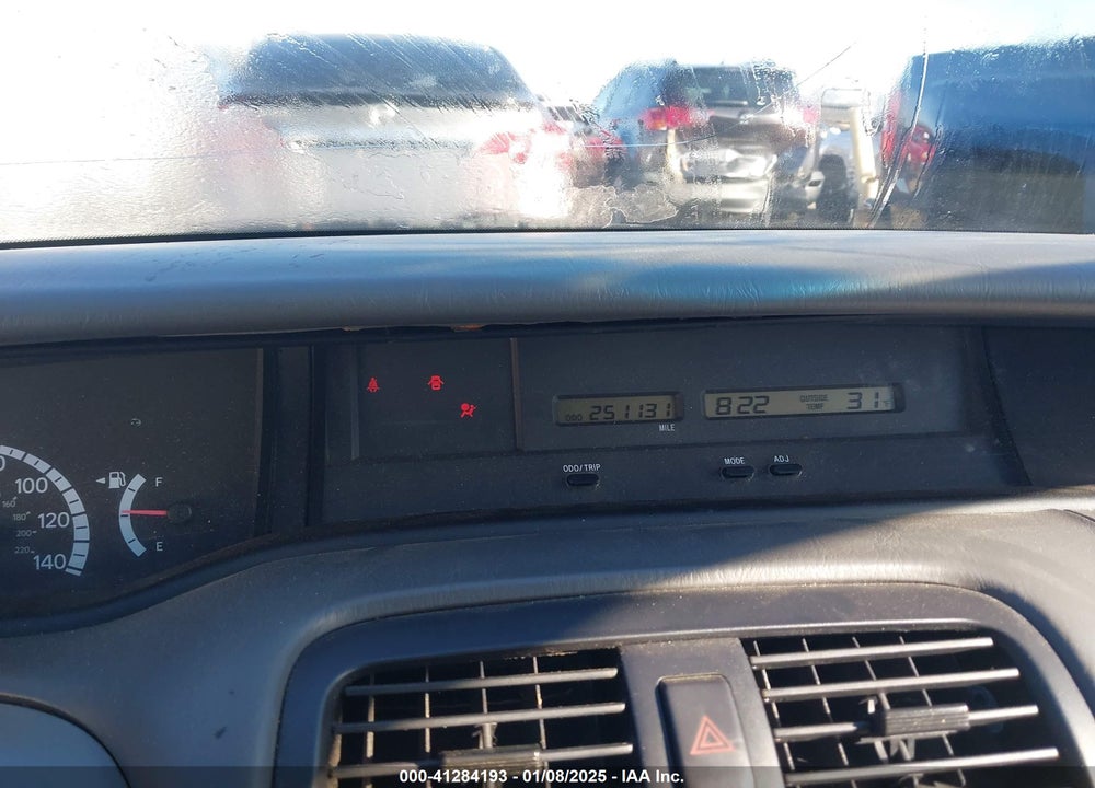 2000 TOYOTA AVALON XL VIN: 4T1BF28B7YU015135