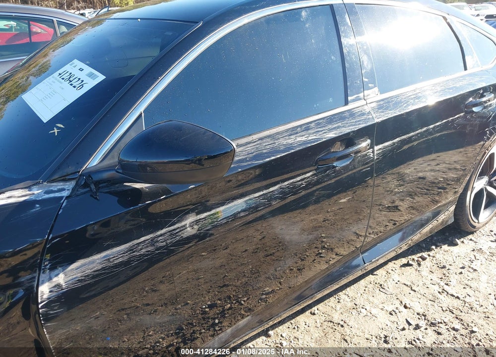 2022 HONDA ACCORD VIN: 1HGCV3F20NA034032