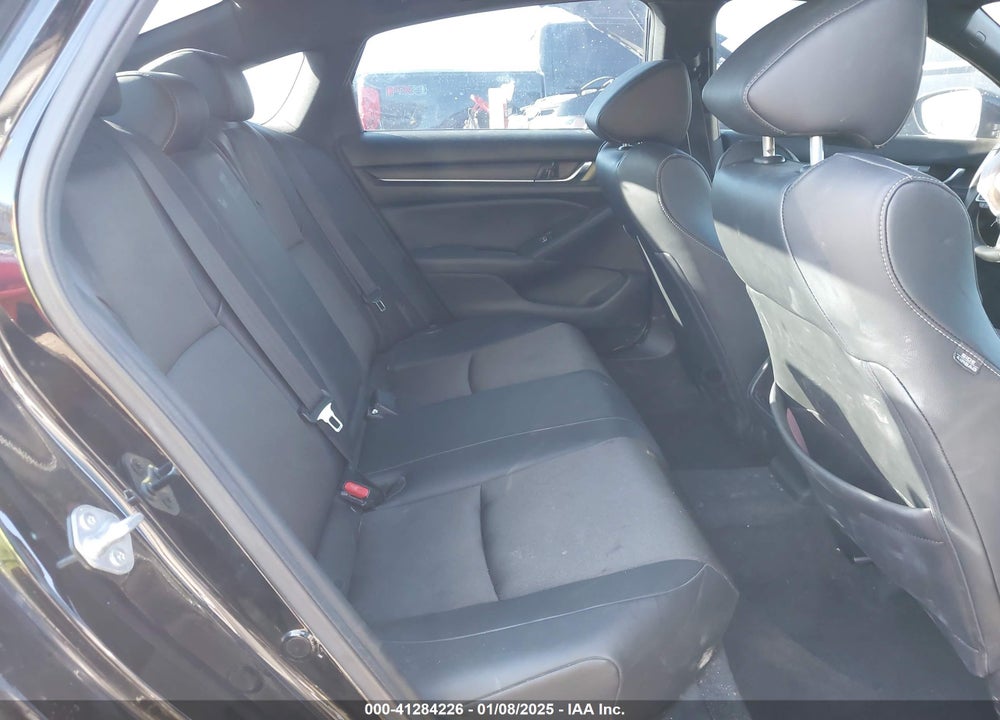 2022 HONDA ACCORD VIN: 1HGCV3F20NA034032
