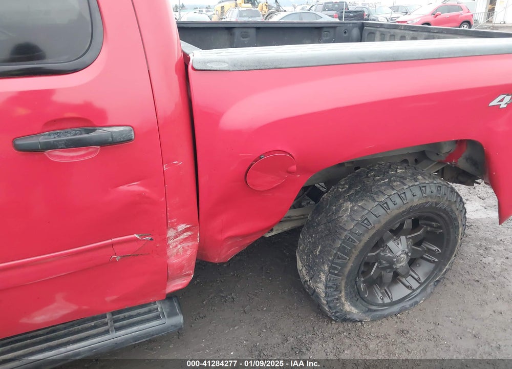2011 CHEVROLET SILVERADO 1500 VIN: 3GCPKSEA5BG164588