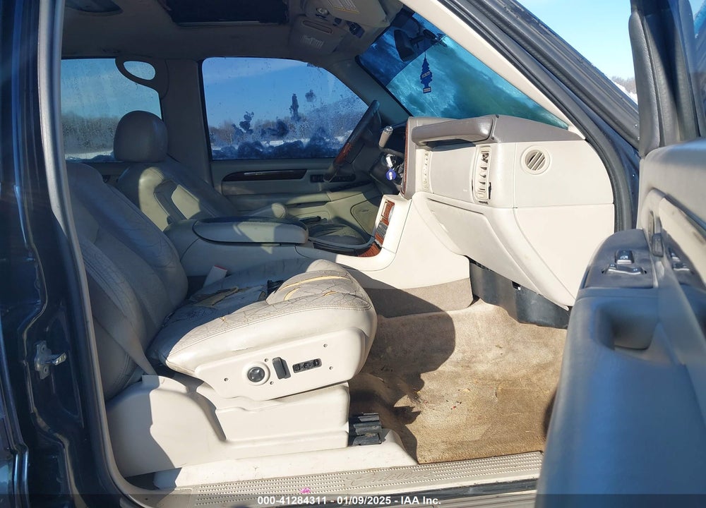 2004 CADILLAC ESCALADE STANDARD VIN: 1GYEK63N64R279704