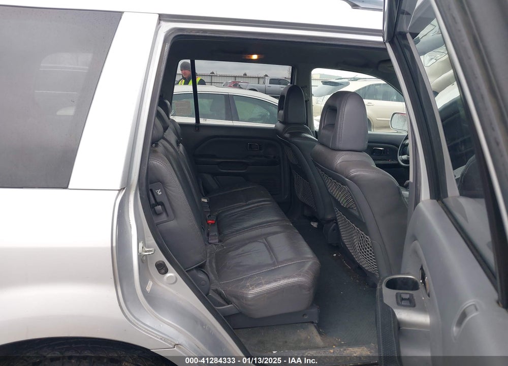 2004 HONDA PILOT EX-L VIN: 2HKYF18584H547274