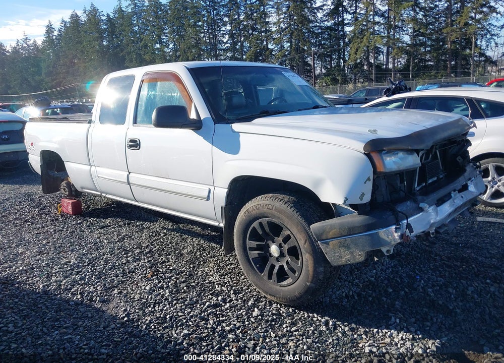 2003 CHEVROLET SILVERADO 1500 LS VIN: 2GCEK19T231179394