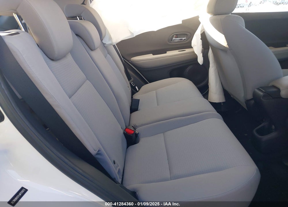 2020 HONDA HR-V AWD LX VIN: 3CZRU6H31LM703972