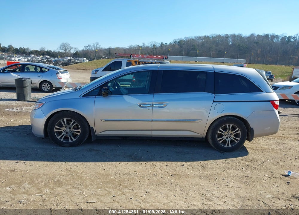 2013 HONDA ODYSSEY EX-L VIN: 5FNRL5H60DB061442