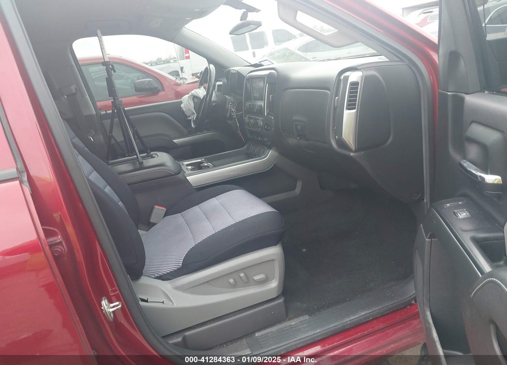 2018 CHEVROLET SILVERADO 1500 VIN: 3GCUKREC3JG153519