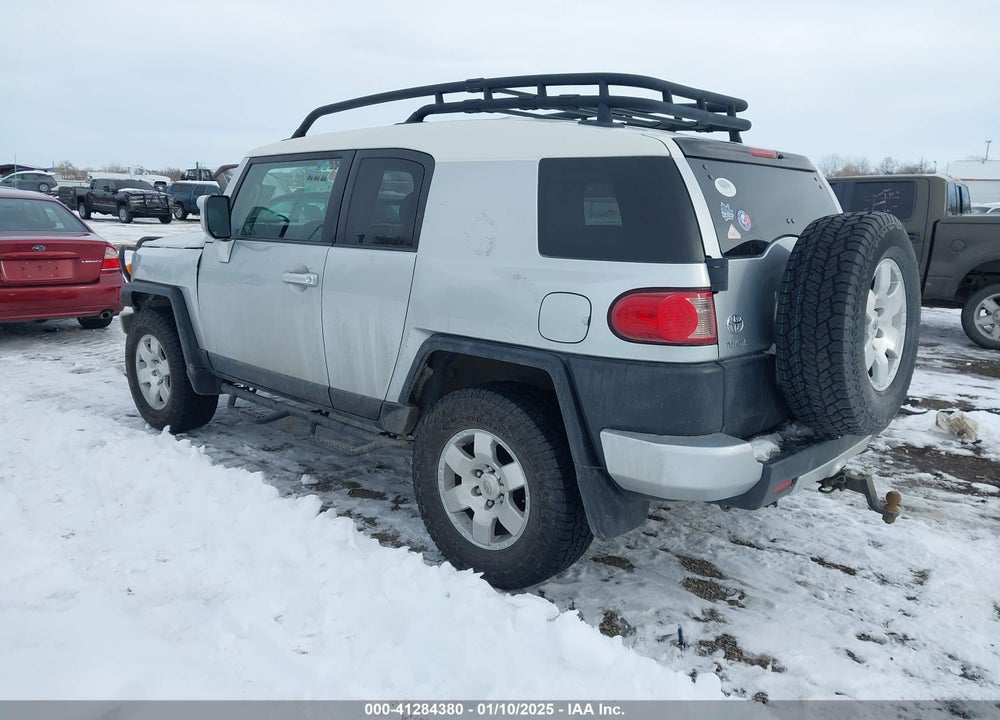 2008 TOYOTA FJ CRUISER VIN: JTEBU11F28K044728