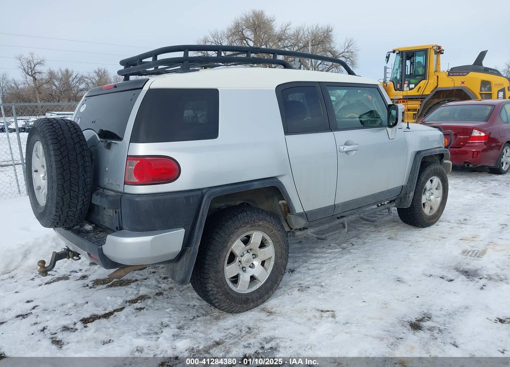 2008 TOYOTA FJ CRUISER VIN: JTEBU11F28K044728