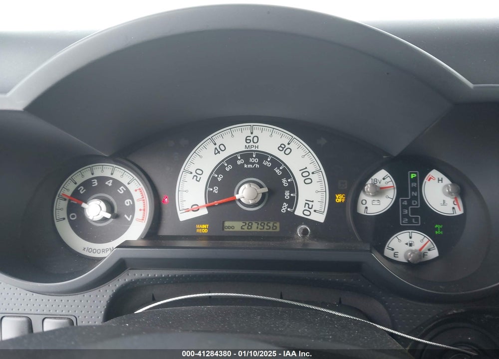 2008 TOYOTA FJ CRUISER VIN: JTEBU11F28K044728