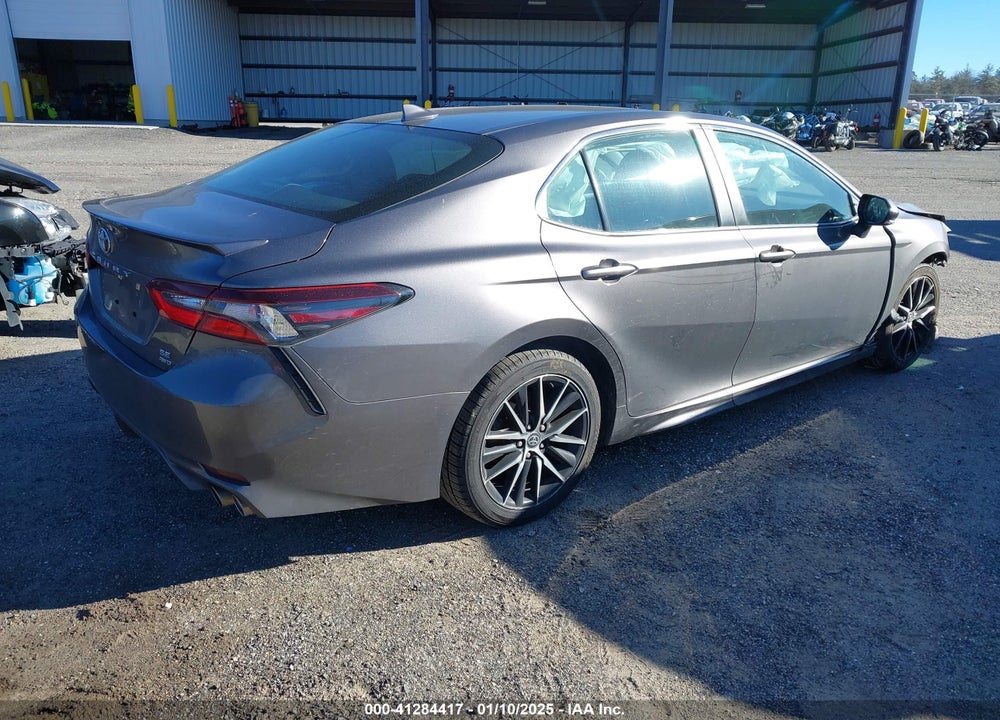 2021 TOYOTA CAMRY VIN: 4T1G11BK2MU045452