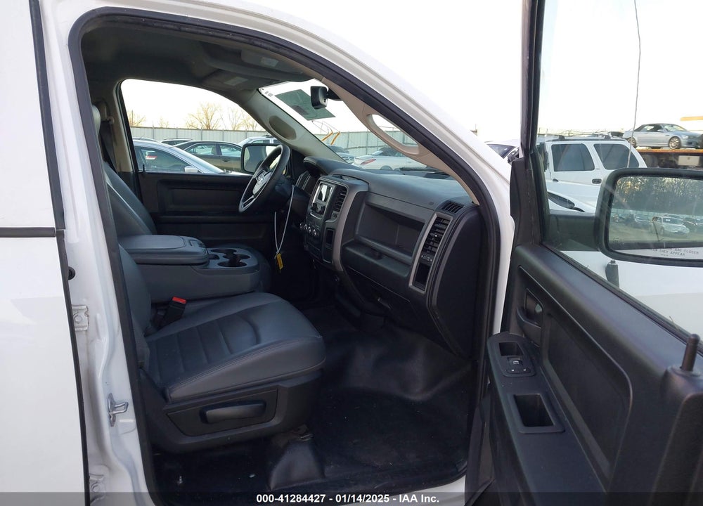 2020 RAM 1500 CLASSIC VIN: 1C6RR6FG3LS116538