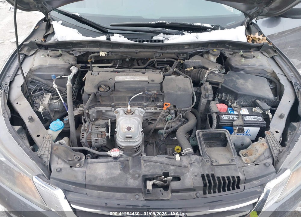 2015 HONDA ACCORD VIN: 1HGCR2F36FA221414