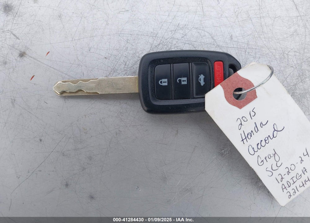 2015 HONDA ACCORD VIN: 1HGCR2F36FA221414