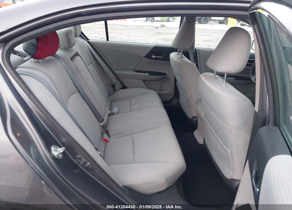2015 HONDA ACCORD VIN: 1HGCR2F36FA221414