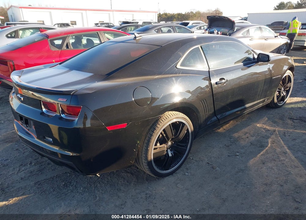 2010 CHEVROLET CAMARO 2SS VIN: 2G1FK1EJ6A9118081