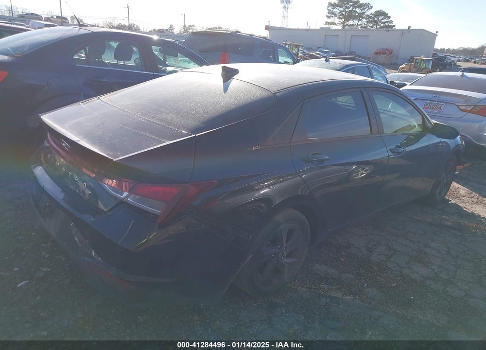 2022 HYUNDAI ELANTRA VIN: 5NPLM4AG0NH085419