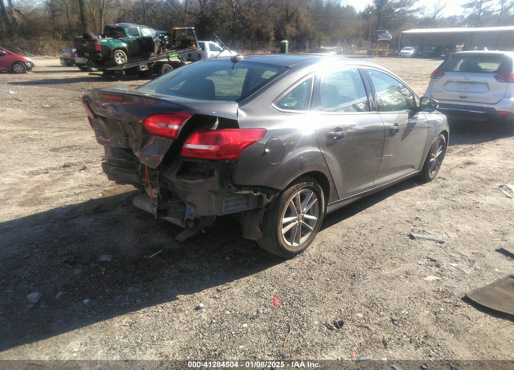2017 FORD FOCUS SE VIN: 1FADP3F24HL341621