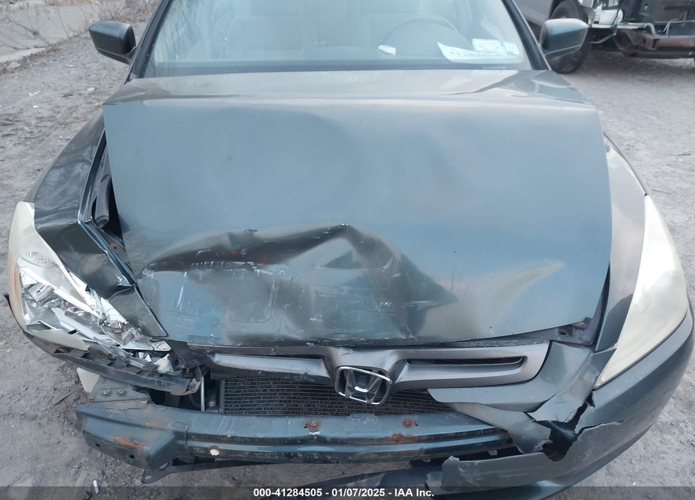 2005 HONDA ACCORD 2.4 LX VIN: 1HGCM56475A155138