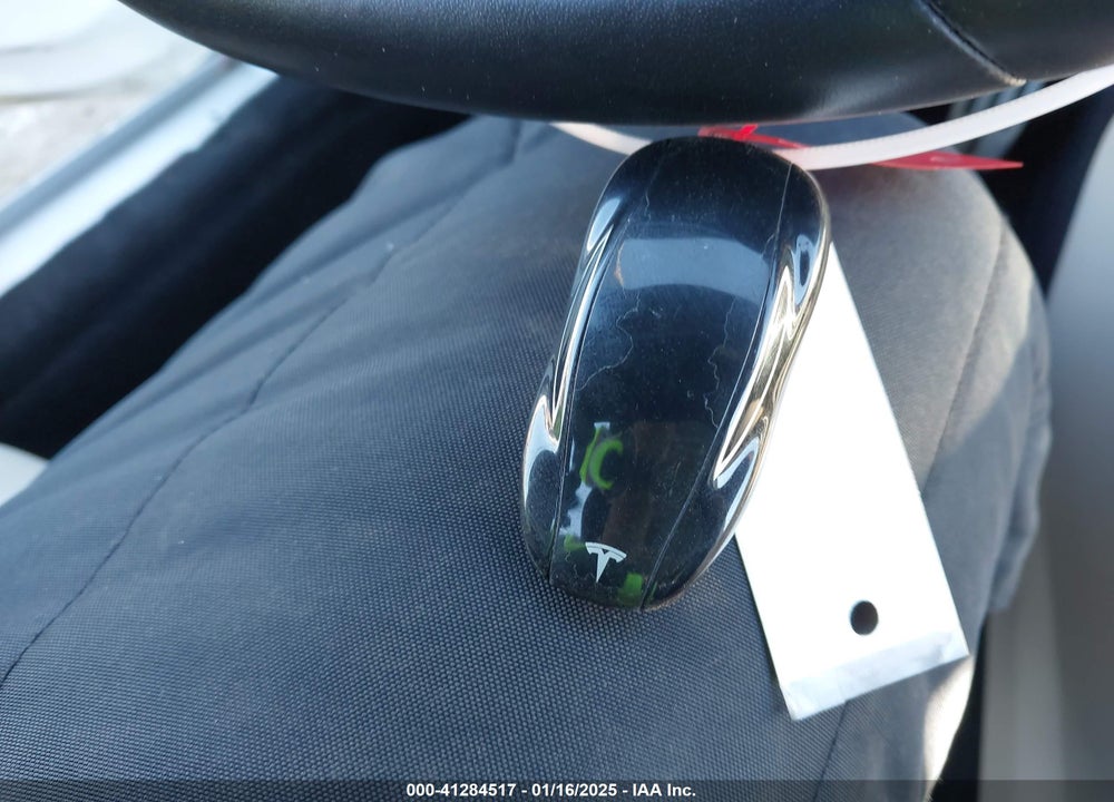 2020 TESLA MODEL S VIN: 5YJSA1E47LF404443