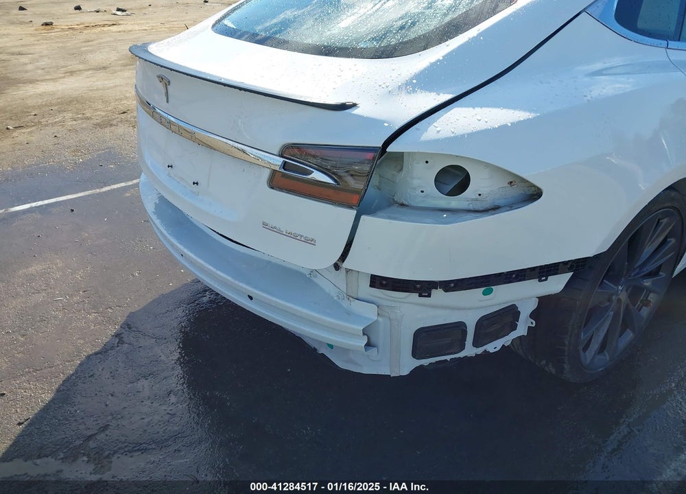 2020 TESLA MODEL S VIN: 5YJSA1E47LF404443