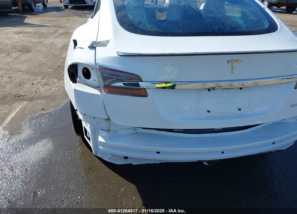 2020 TESLA MODEL S VIN: 5YJSA1E47LF404443