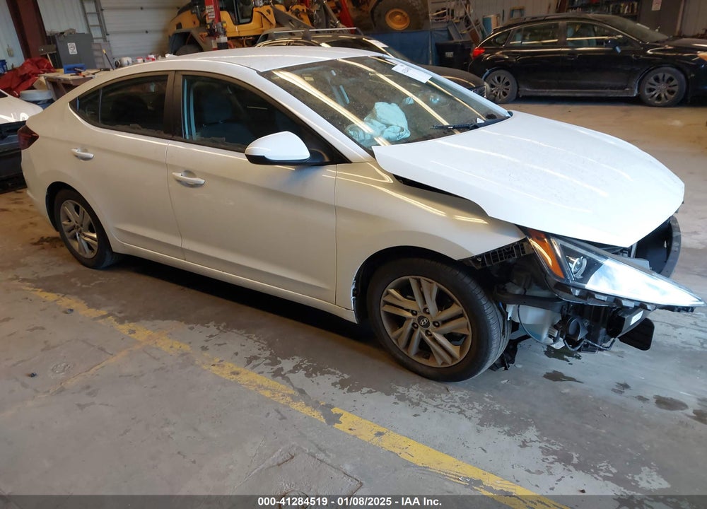 2020 HYUNDAI ELANTRA SEL VIN: 5NPD84LF0LH571903