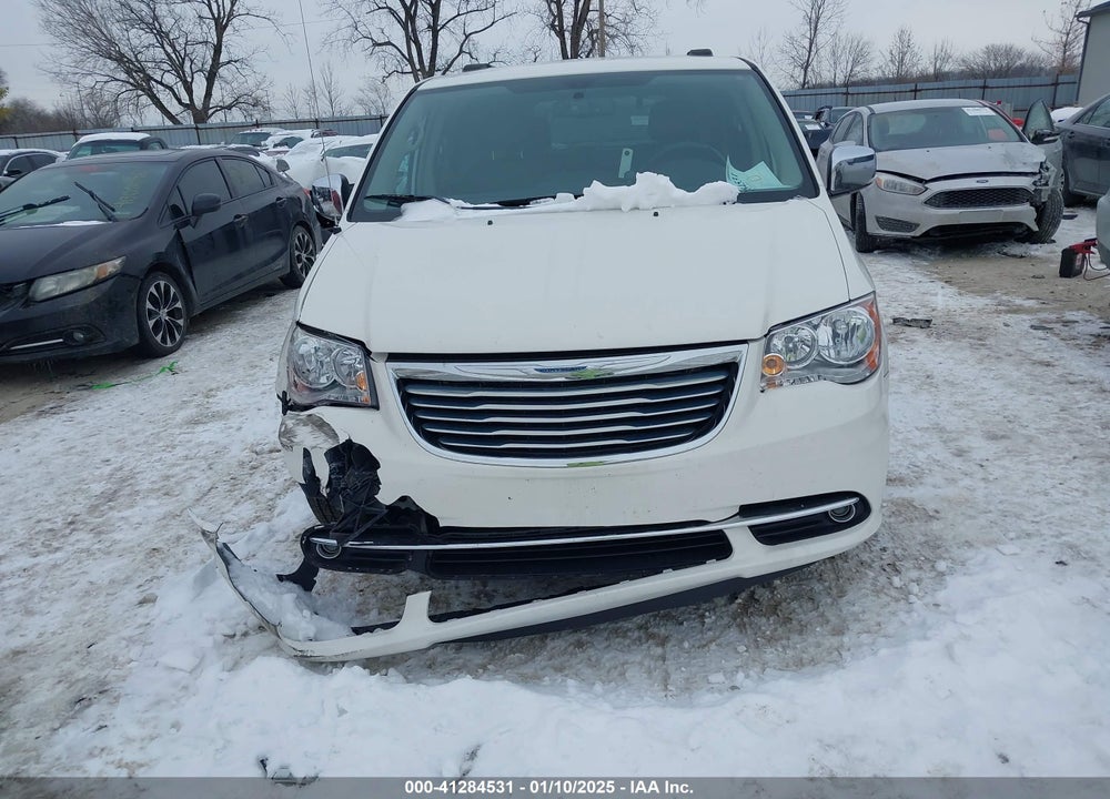 2011 CHRYSLER TOWN & COUNTRY TOURING-L VIN: 2A4RR8DG3BR633419