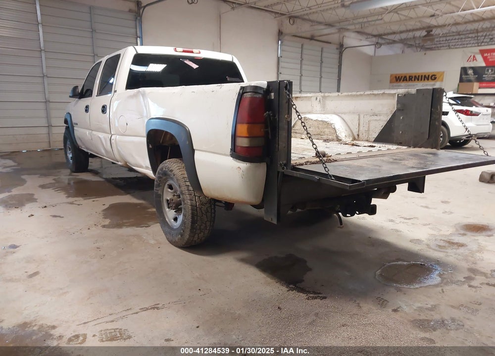 2001 CHEVROLET SILVERADO 2500HD VIN: 1GCHC23U61F178515