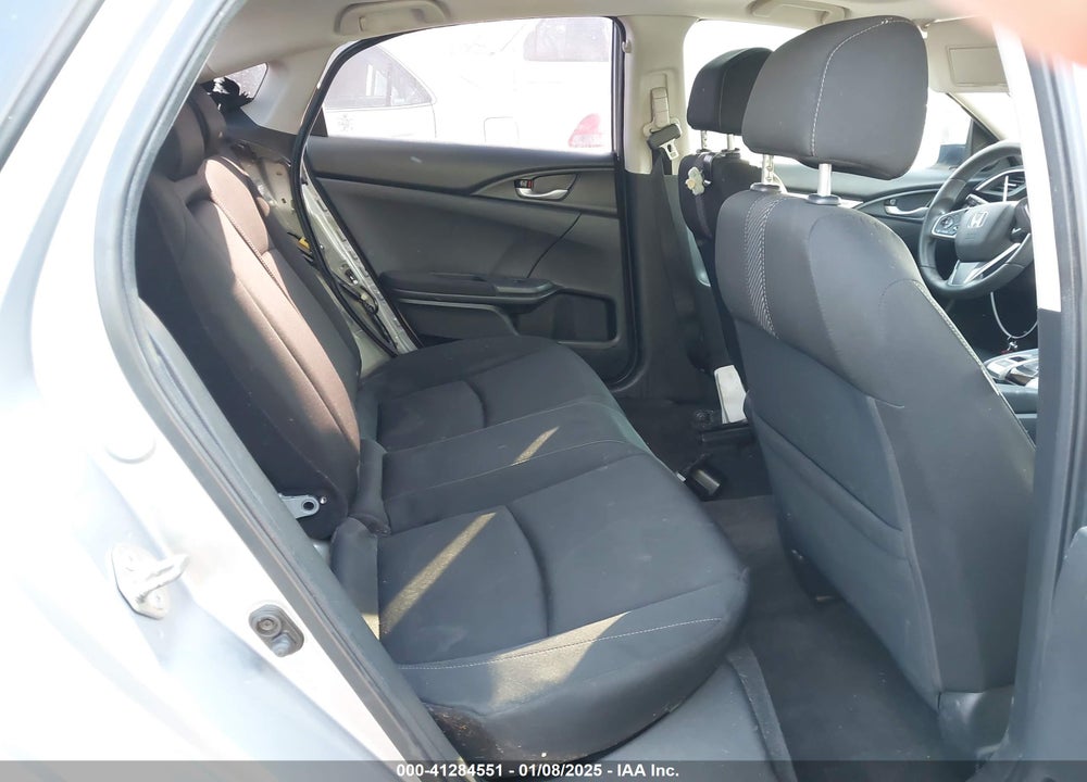 2018 HONDA CIVIC VIN: 2HGFC2F74JH515227