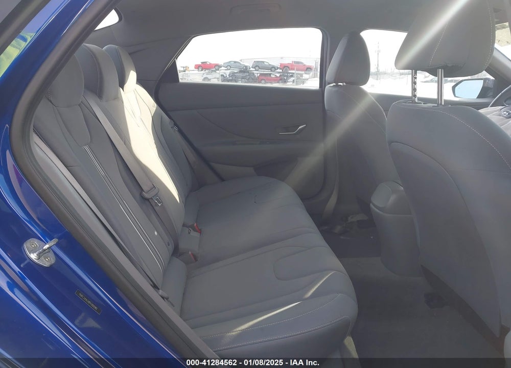 2023 HYUNDAI ELANTRA VIN: 5NPLS4AG8PH100080