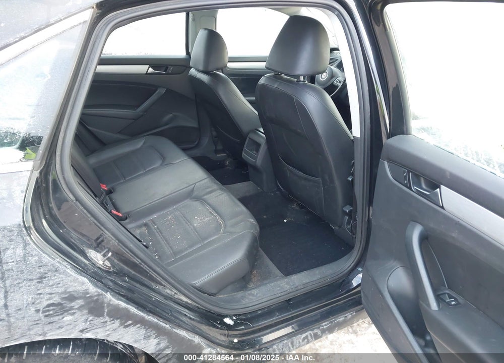 2012 VOLKSWAGEN PASSAT 2.5L SE VIN: 1VWBP7A35CC076349
