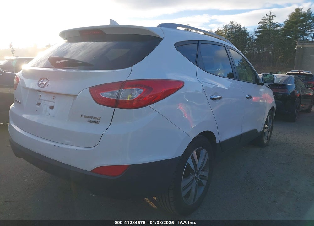 2015 HYUNDAI TUCSON LIMITED VIN: KM8JUCAG3FU102265