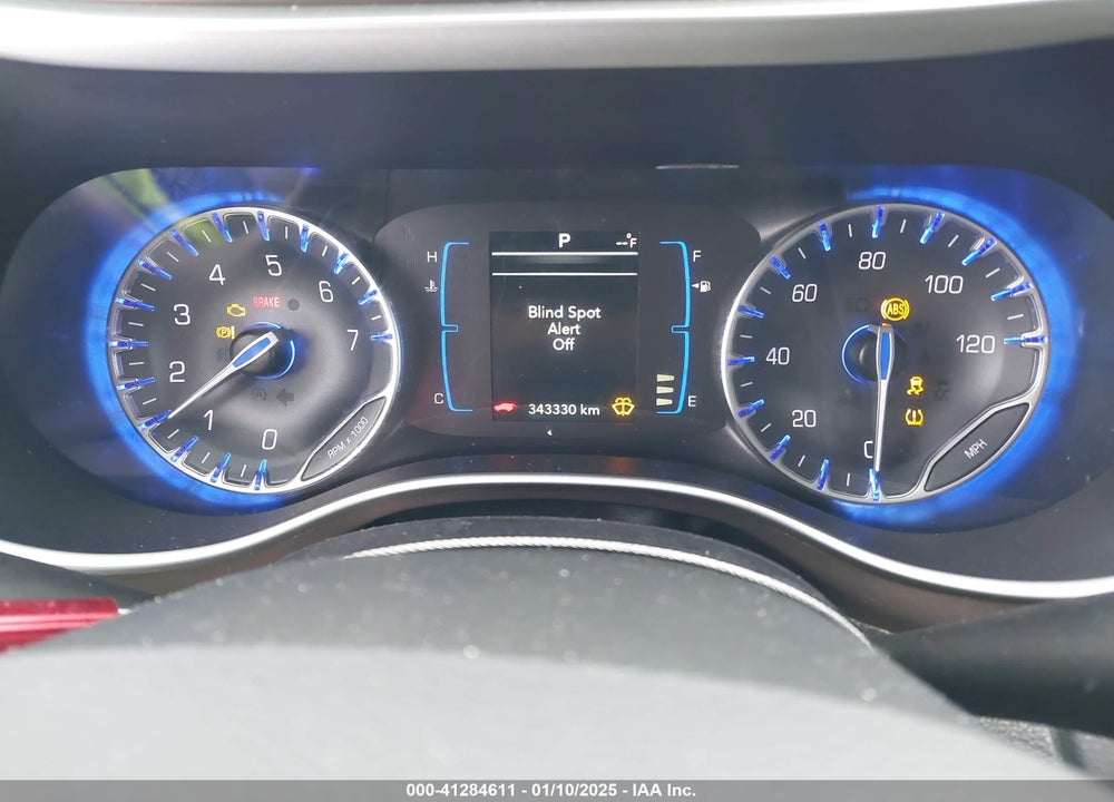 2017 CHRYSLER PACIFICA TOURING L VIN: 2C4RC1BG8HR516445