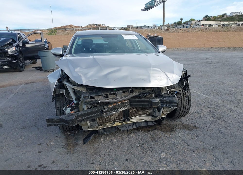 2014 KIA CADENZA PREMIUM VIN: KNALN4D79E5139046