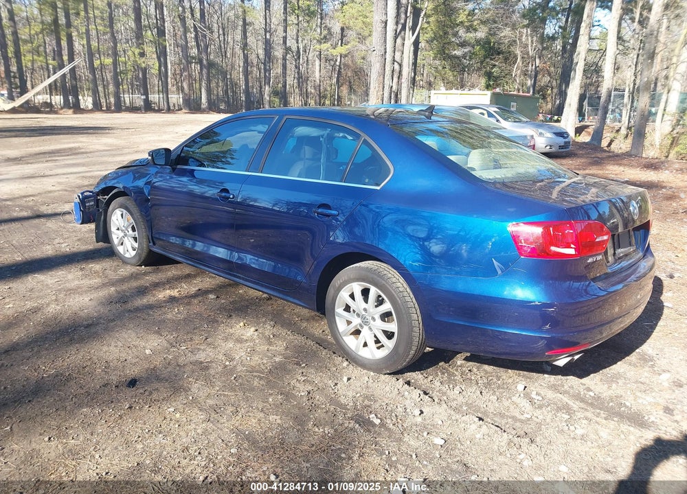 2013 VOLKSWAGEN JETTA VIN: 3VWDX7AJ3DM422020