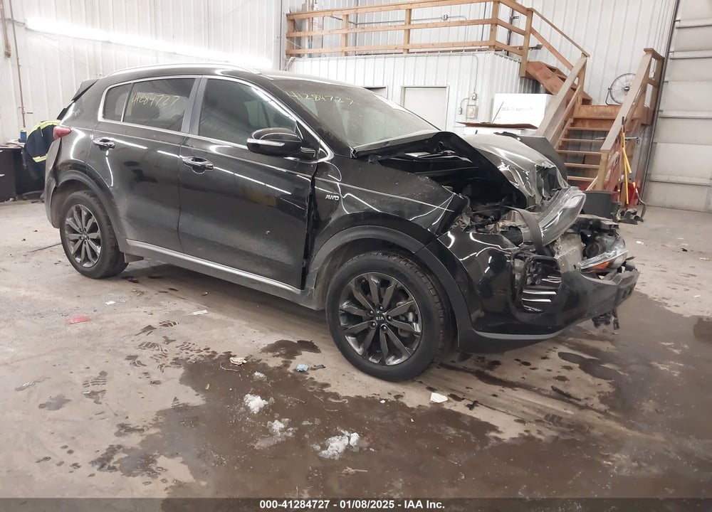 2018 KIA SPORTAGE EX VIN: KNDPNCAC7J7410703