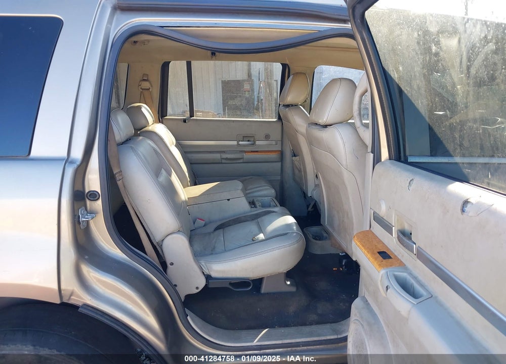 2007 CHRYSLER ASPEN LIMITED VIN: 1A8HX58237F575632