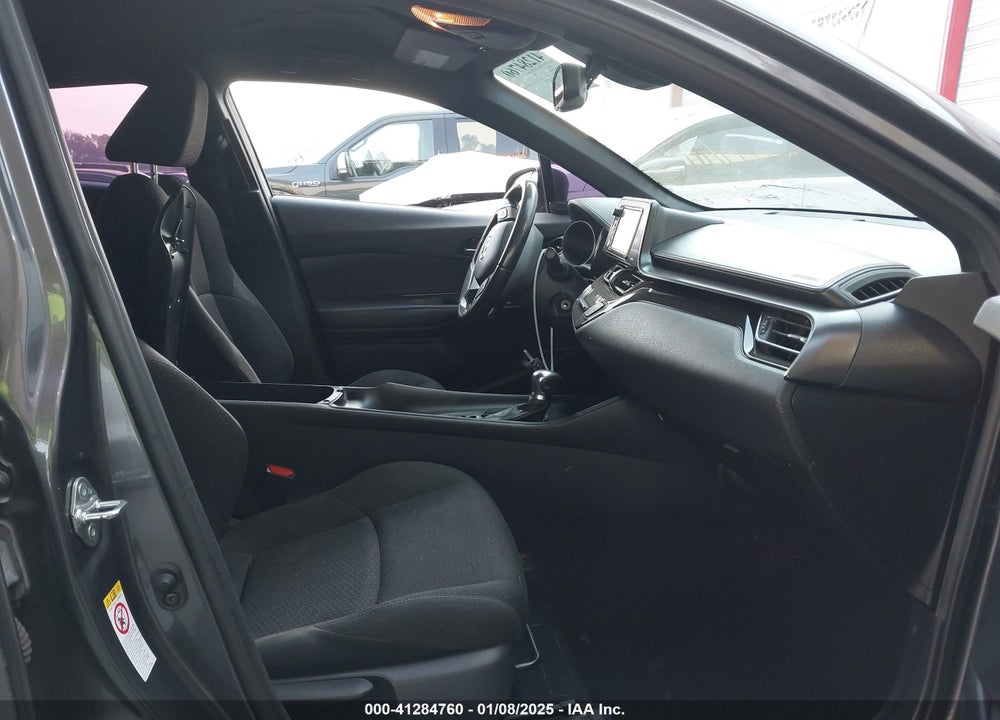 2018 TOYOTA C-HR XLE VIN: JTNKHMBXXJ1006690