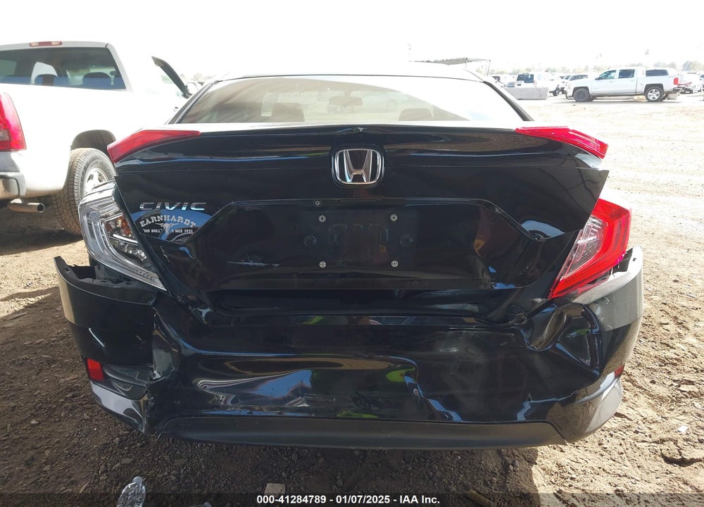 2016 HONDA CIVIC VIN: 19XFC2F70GE010692