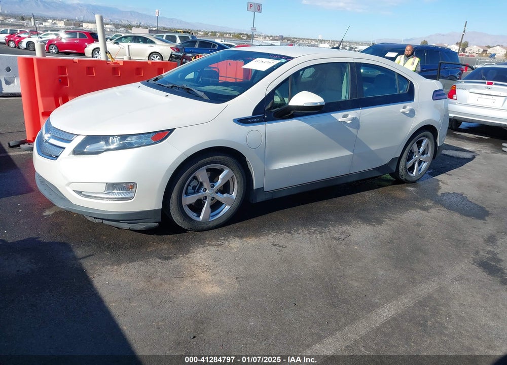 2013 CHEVROLET VOLT VIN: 1G1RB6E48DU101360