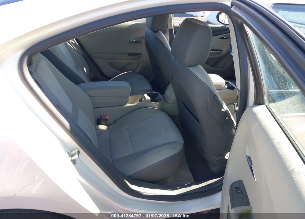 2013 CHEVROLET VOLT VIN: 1G1RB6E48DU101360