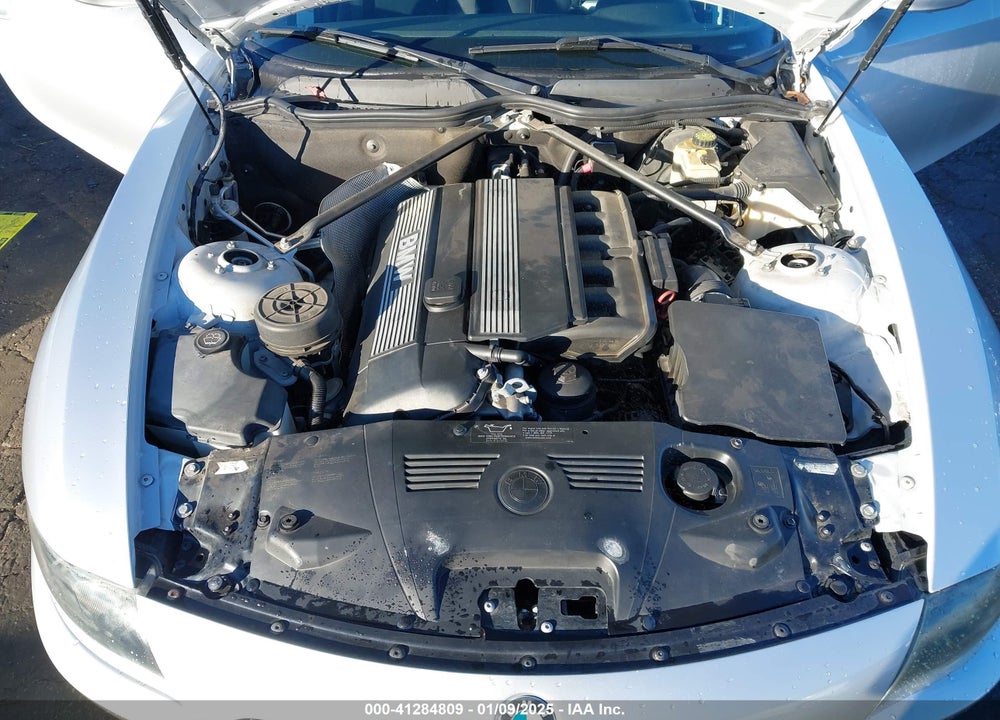 2005 BMW Z4 2.5I VIN: 4USBT33585LS55620