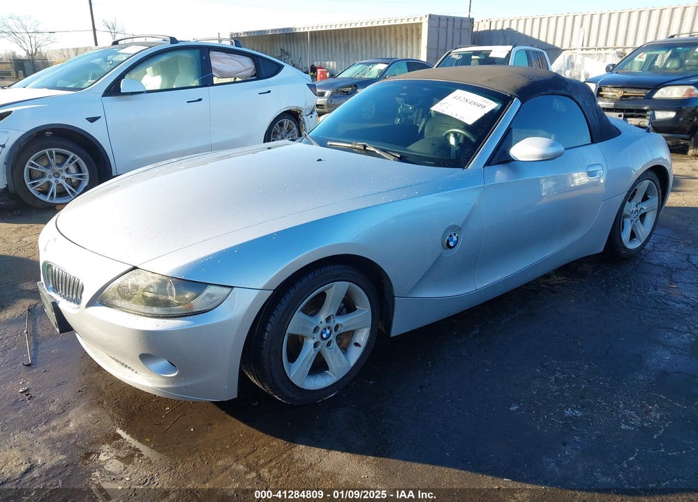 2005 BMW Z4 2.5I VIN: 4USBT33585LS55620
