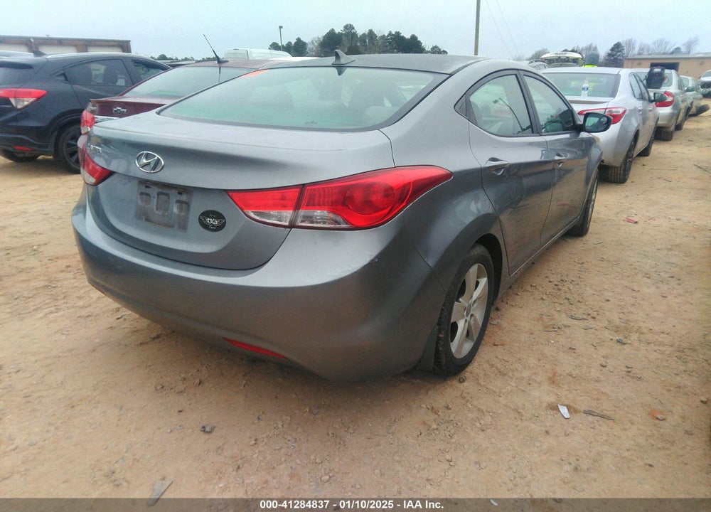 2013 HYUNDAI ELANTRA VIN: KMHDH4AE7DU666309