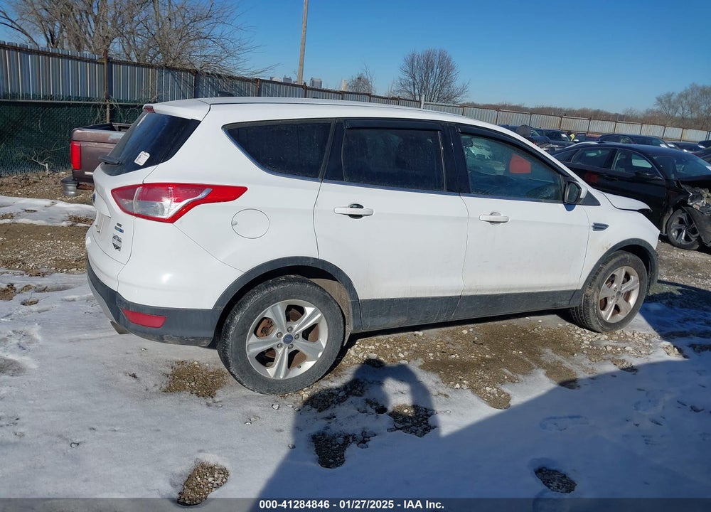 2016 FORD ESCAPE SE VIN: 1FMCU9GXXGUB93569